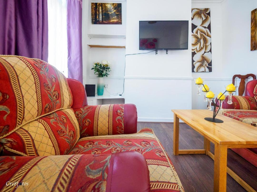12 Cornwallis Lodge Family Room 1 Stoke-on-Trent Екстер'єр фото