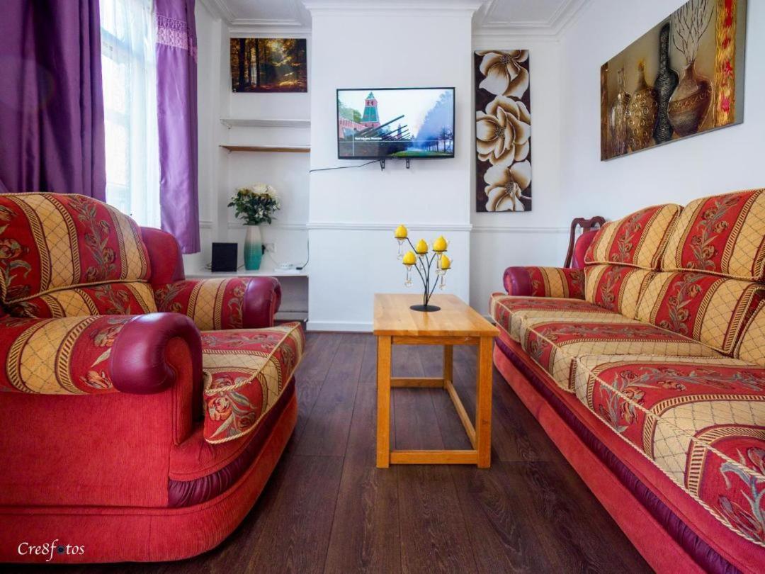 12 Cornwallis Lodge Family Room 1 Stoke-on-Trent Екстер'єр фото